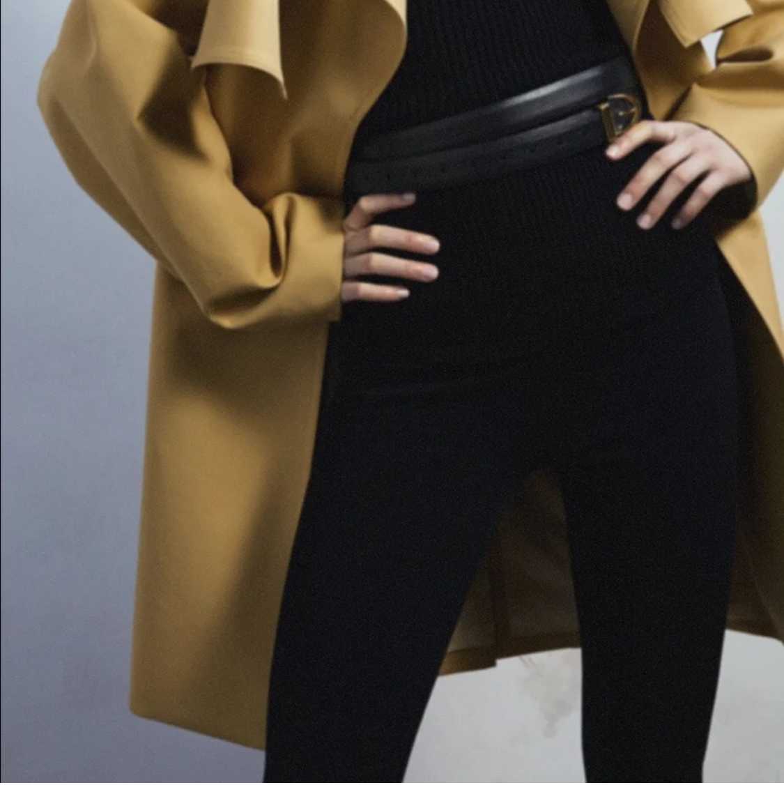 KHAITE “JANE” HIGH WAIST CROPPED LEGGING