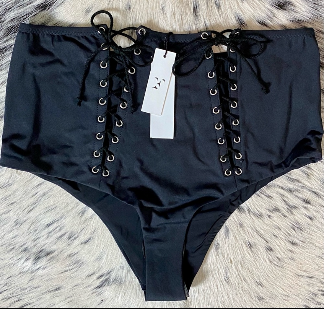FLEUR DU MAL LACING BANDEAU BIKINI